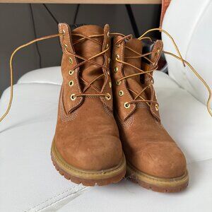 Womens Timberland Nubuck boots 7.5